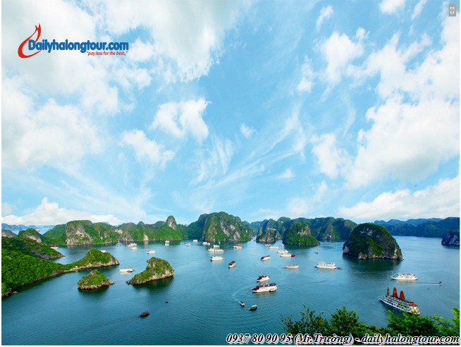 Ha Long Bay has thousands of large and small islands, offers many wonderful experiences for tourists